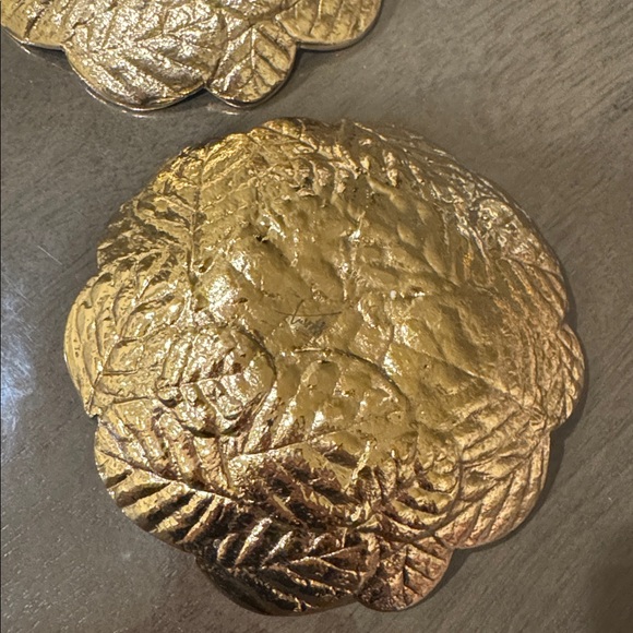 Michael Aram Gold Botanical Leaf Dish - Picture 4 of 4